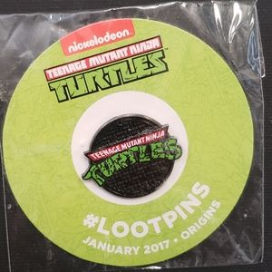 ⭐NEW in plastic Ninja Turtles Loot Pin